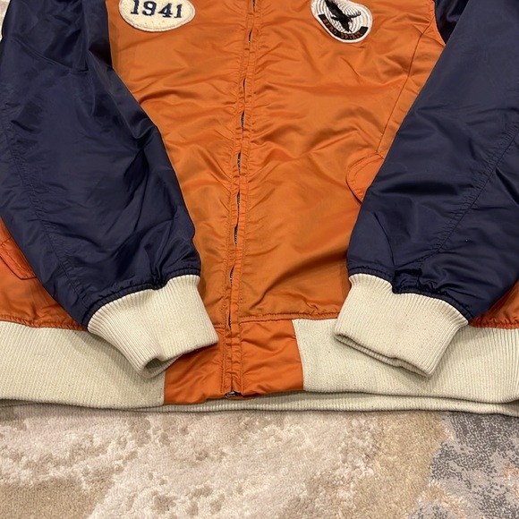 Zero Nylon Outer Shell
Coats, Jackets 2XL - Picture 8 of 11